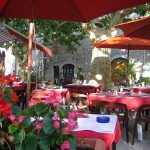 terrasse-restaurant-mur.jpg